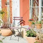 Stylish In The Baroque House Apartman *